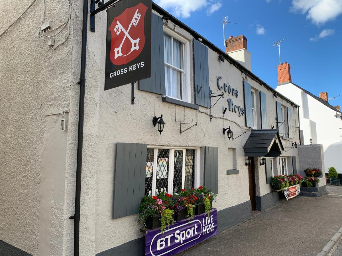 The Crosskeys Inn Usk Exteriér fotografie